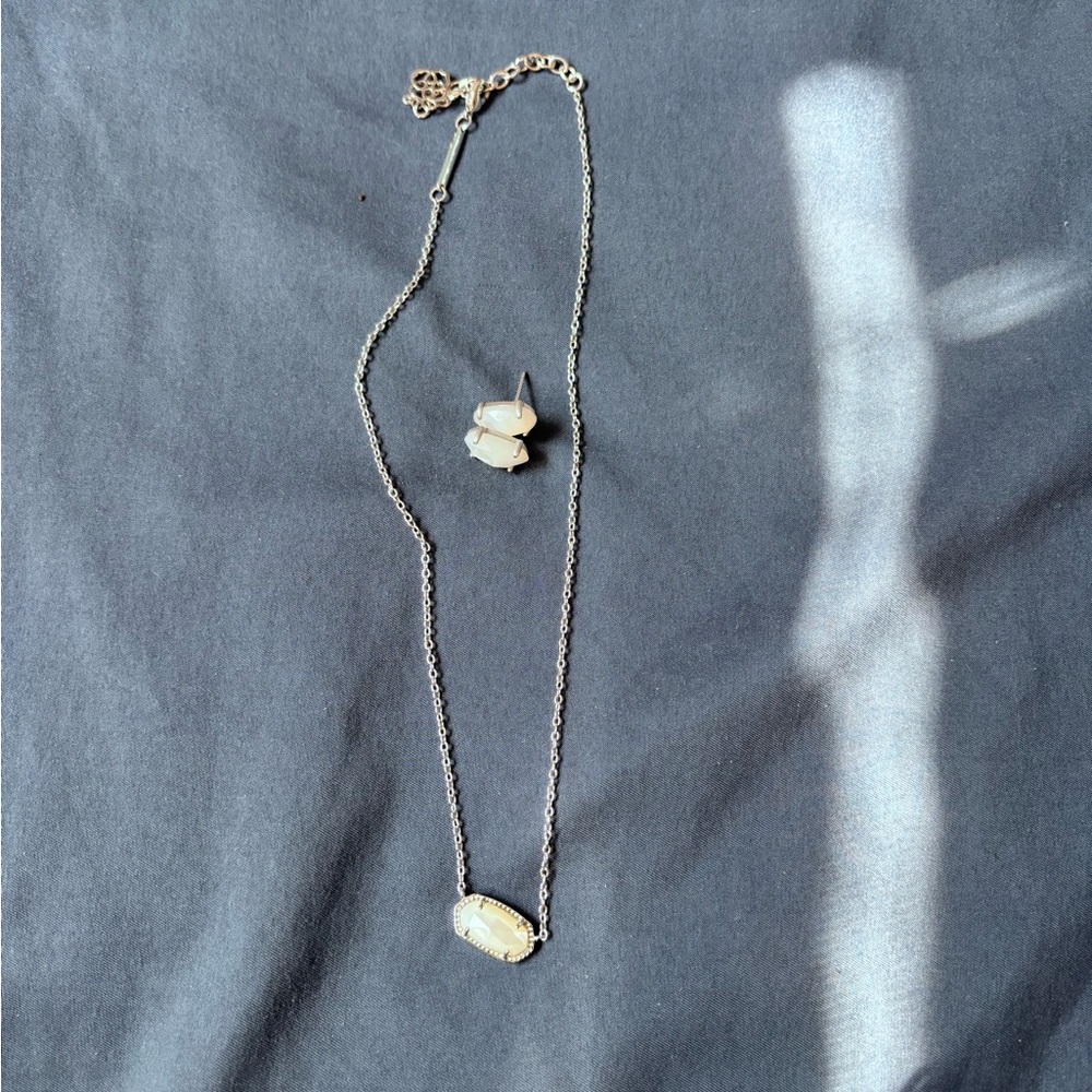 Kendra Scott Necklace and Earrings